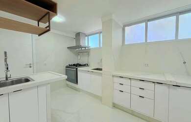 Imagem 13: Apartamento á venda frente mar com 3 suítes 1 vaga demarcada no Aparecida,...