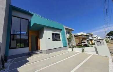 Imagem 2: Casa térrea com pátio , 3d , 1 suíte, Condomínio Reserva do Lago I...