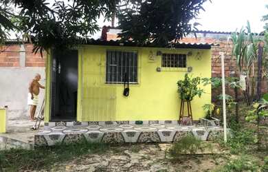 Imagem: A casa possui 1 Banheiro, 250m² de Área e está localizado