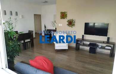 Imagem: O apartamento possui 3 Dormitórios, 4 Banheiros, 1 Vaga na