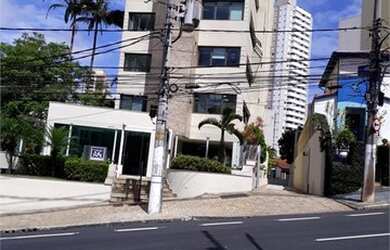 Imagem: O depósito possui 1 Vaga na garagem, 42m² de Área e está