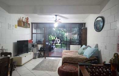 Imagem 1: CA0193 - Luxuosa Casa Duplex no Condomínio Floresta Country Club