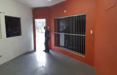 Imagem 12: Casa para venda tem 385 metros quadrados em Vila Leopoldina - São Paulo...