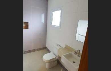 Imagem 16: Excelente Casa com 380m², New Ville