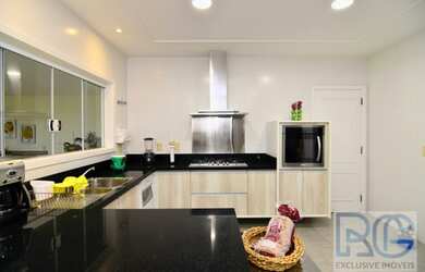 Imagem 10: Belíssima Casa Triplex no Condomínio Crystal Lake na Barra da Tijuca