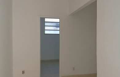 Imagem: A casa possui 2 Dormitórios, 1 Banheiro, 60m² de Área e