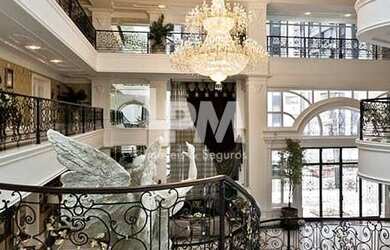 Imagem: O apartamento possui 4 Dormitórios, 4 Banheiros, 3 Vagas na