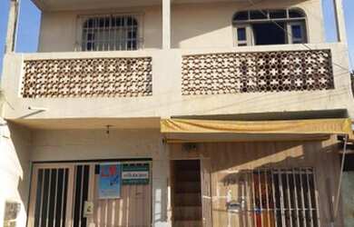 Imagem: O apartamento possui 2 Dormitórios, 1 Banheiro e 200m² de