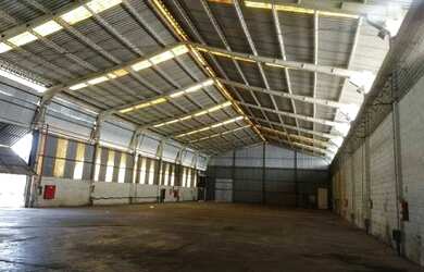 Imagem 1: Galpão/Depósito/Armazém para aluguel possui 1100 metros quadrados em...