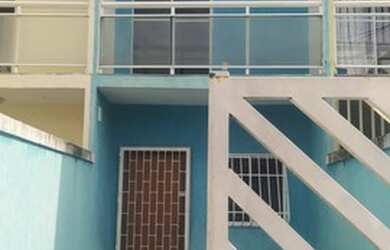 Imagem: A casa possui 3 Dormitórios, 3 Banheiros, 1 Vaga na garagem