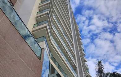 Imagem: O apartamento possui 3 Dormitórios, 1 Banheiro, 2 Vagas na