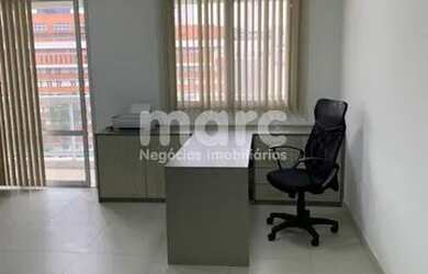 Imagem: O depósito possui 1 Vaga na garagem, 34m² de Área e está