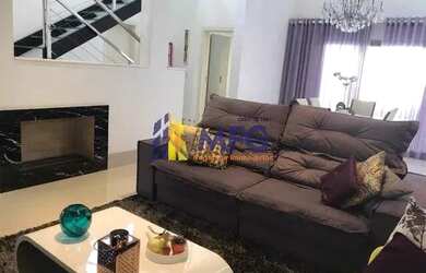 Imagem: A casa em condomínio possui 3 Dormitórios, 5 Banheiros, 4