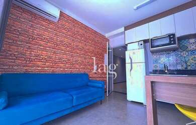 Imagem: O apartamento possui 1 Dormitório, 1 Banheiro, 1 Vaga na garagem