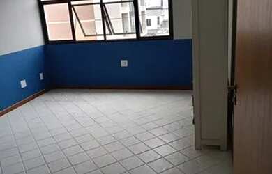 Imagem: O depósito possui 1 Vaga na garagem, 30m² de Área e está