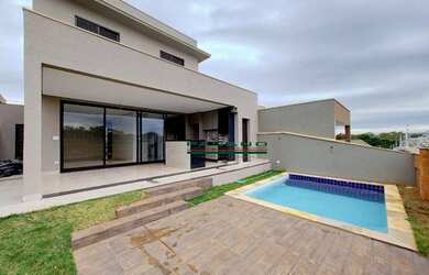 Imagem: A casa em condomínio possui 3 Dormitórios, 5 Banheiros, 4