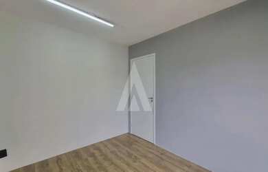 Imagem 8: Sala comercial com 3 salas internas, despensa, 1 lavabo e elevador no...