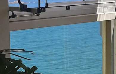 Imagem 10: Vista Total e Permanente para o Mar de Itapuã Seu Refúgio de Frente...