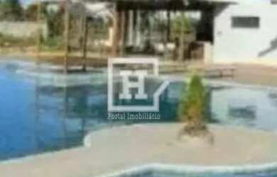 Imagem: O terreno possui 256m² de Área e está localizado em Zona