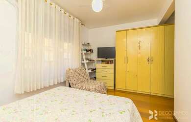 Imagem 7: Apartamento à venda em Petrópolis com 82 m², 2 quartos, 1 vaga