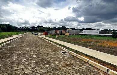 Imagem: O terreno possui 2500m² de Área e está localizado em Park