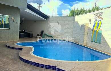 Imagem 2: Casa na 704 Sul com 4 quartos, piscina em 2 lotes por R$ 1.100.000,00