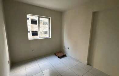 Imagem 5: Alugo Apartamento simples com 3 Quartos na Ponta Verde