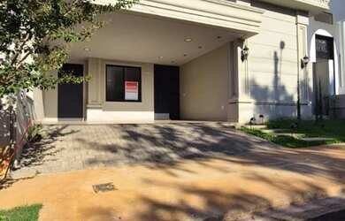 Imagem: A casa em condomínio possui 3 Dormitórios, 2 Banheiros, 185m²