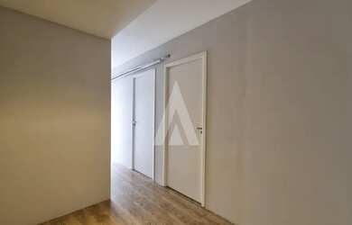 Imagem 2: Sala comercial com 3 salas internas, despensa, 1 lavabo e elevador no...