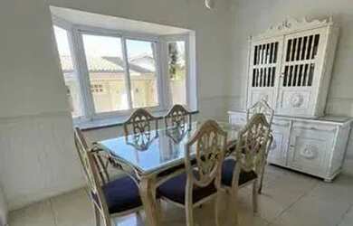 Imagem 9: Imóvel para aluguel possui 360 metros quadrados com 3 quartos