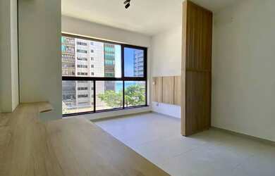 Imagem: O apartamento possui 1 Dormitório, 1 Banheiro, 1 Vaga na garagem