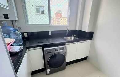 Imagem: O apartamento possui 3 Dormitórios, 2 Banheiros, 2 Vagas na