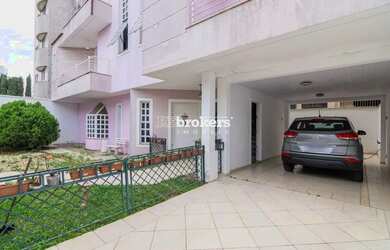 Imagem 11: Casa Sobrado, 4 Quartos, 5 Vagas, à Venda, no Água Verde, em Curitiba....