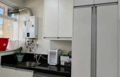 Imagem 7: Apartamento mobiliado em Meia Praia com 3 suítes, pronto para morar