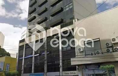 Imagem: O depósito possui 1 Vaga na garagem, 30m² de Área e está