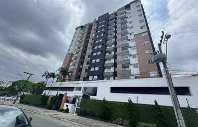 Imagem: O apartamento possui 2 Dormitórios, 2 Banheiros, 2 Vagas na