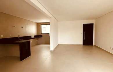 Imagem: O apartamento possui 4 Dormitórios, 3 Banheiros, 5 Vagas na