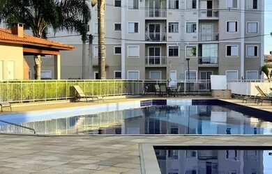 Imagem: O apartamento possui 2 Dormitórios, 1 Banheiro, 1 Vaga na garagem