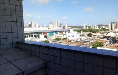 Imagem: O apartamento possui 3 Dormitórios, 2 Vagas na garagem e está