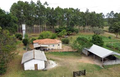Imagem: A fazenda possui 774.400m² de Área e está localizado em