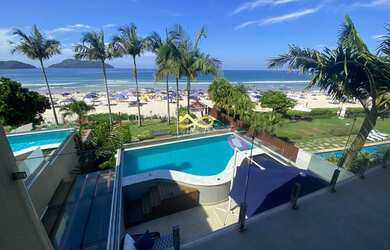 Imagem: A casa em condomínio possui 4 Dormitórios, 5 Banheiros, 2