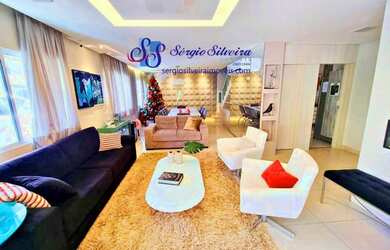 Imagem: A casa possui 4 Dormitórios, 4 Banheiros, 3 Vagas na garagem