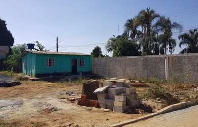 Imagem: A casa em condomínio possui 1 Dormitório, 1 Banheiro, 340m²