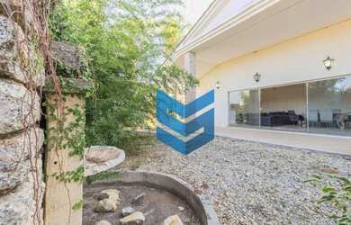 Imagem: A casa em condomínio possui 3 Dormitórios, 5 Banheiros, 5