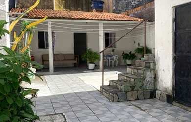 Imagem: A casa para alugar possui 1 Dormitório, 1 Banheiro e 1 Vaga