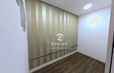 Imagem: A casa possui 3 Dormitórios, 5 Banheiros, 1 Vaga na garagem