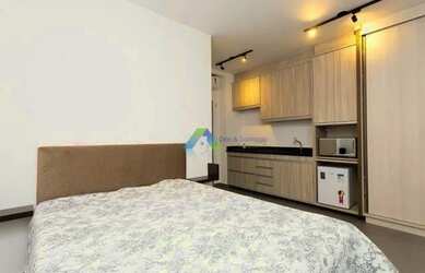 Imagem: O studio para alugar possui 1 Dormitório, 1 Banheiro, 1 Vaga