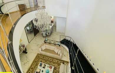 Imagem: A casa em condomínio à venda possui 4 Dormitórios, 5 Banheiros