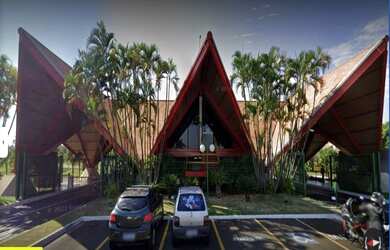 Imagem: A casa em condomínio possui 4 Dormitórios, 5 Banheiros, 4