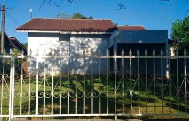 Imagem: A casa possui 1 Dormitório, 1 Banheiro, 113m² de Área e